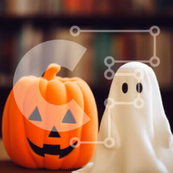 Intra Συλλεκτικό Ξύλινο Παζλ Plywood  4mm - Διακοσμήσεις αποκριών - Φαντάσματα και κολοκύθα σε ξύλινο τραπέζι Σε Ξύλινο Κουτί - Διαστάσεις Puzzle: 10x10 cm – 25 κομμάτια - Image 1