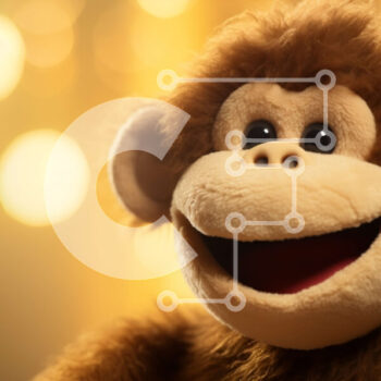 Intra Συλλεκτικό Ξύλινο Παζλ Plywood 4mm - Happy Brown Monkey Γεμιστό Ζώο Σε Ξύλινο Κουτί - Διαστάσεις: 10x10 cm – 25 κομμάτια - Image 1