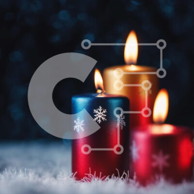 Intra Συλλεκτικό Ξύλινο Παζλ Plywood  4mm - Πολύχρωμα κεριά διακοπών σε χιονισμένο φόντο Σε Ξύλινο Κουτί - Διαστάσεις: 10x10 cm – 25 κομμάτια - Image 1