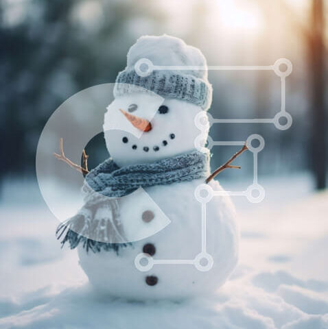 Intra Συλλεκτικό Ξύλινο Παζλ Plywood 4mm - Όμορφη εικόνα ενός χιονάνθρωπου μια χειμερινή ημέρα Σε Ξύλινο Κουτί - Διαστάσεις Puzzle: 10x10 cm – 25 κομμάτια - Image 1