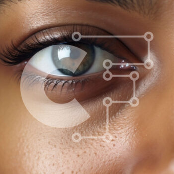 Intra Συλλεκτικό Ξύλινο Παζλ Plywood  4mm - Όμορφη γυναίκα με καστανά μάτια και μακριές βλεφαρίδες Σε Ξύλινο Κουτί - Διαστάσεις Puzzle: 10x10 cm – 25 κομμάτια - Image 1