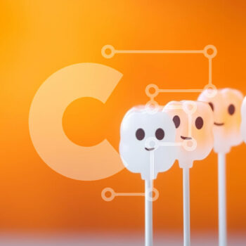 Intra Συλλεκτικό Ξύλινο Παζλ Plywood  4mm - Γλειφιτζούρια φάντασμα αποκριών σε πορτοκαλί φόντο Σε Ξύλινο Κουτί - Διαστάσεις Puzzle: 10x10 cm – 25 κομμάτια - Image 1