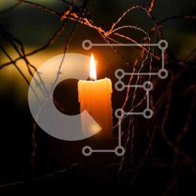 Intra Συλλεκτικό Ξύλινο Παζλ Plywood  4mm - Μονό αναμμένο κερί σε σκούρο φόντο Σε Ξύλινο Κουτί - Διαστάσεις: 10x10 cm – 25 κομμάτια - Image 1