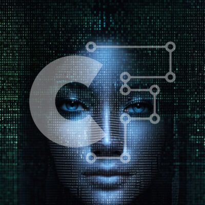 Intra Συλλεκτικό Ξύλινο Παζλ Plywood  4mm - Αφηρημένη εικόνα γυναίκας με μπλε μάτια και φόντο δυαδικού κώδικα Σε Ξύλινο Κουτί - Διαστάσεις Puzzle: 10x10 cm – 25 κομμάτια - Image 1