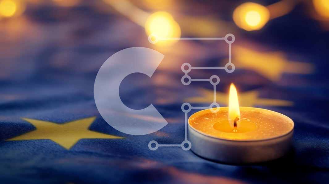 Intra Συλλεκτικό Ξύλινο Παζλ Plywood  4mm - Αναμμένο κερί σε φόντο σημαίας της ΕΕ Σε Ξύλινο Κουτί - Διαστάσεις: 10x10 cm – 25 κομμάτια