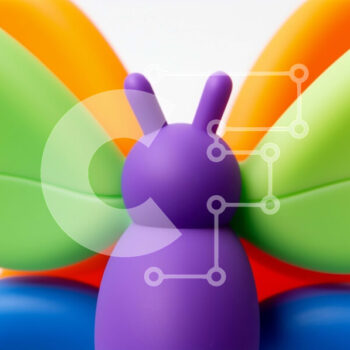 Intra Συλλεκτικό Ξύλινο Παζλ Plywood  4mm - Πολύχρωμο παιχνίδι πεταλούδα σε πολύχρωμα μπαλόνια Σε Ξύλινο Κουτί - Διαστάσεις Puzzle: 10x10 cm – 25 κομμάτια - Image 1