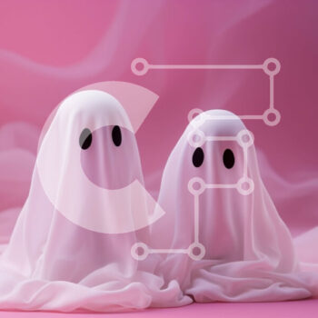 Intra Συλλεκτικό Ξύλινο Παζλ Plywood  4mm - Δύο φαντάσματα με κοστούμια φαντασμάτων σε ροζ φόντο Σε Ξύλινο Κουτί - Διαστάσεις Puzzle: 10x10 cm – 25 κομμάτια - Image 1