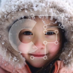 Intra Συλλεκτικό Ξύλινο Παζλ Plywood  4mm - Αξιολάτρευτη εικόνα νεαρής κοπέλας με ροζ μπουφάν και κουκούλα στο χιόνι Σε Ξύλινο Κουτί - Διαστάσεις Puzzle: 10x10 cm – 25 κομμάτια