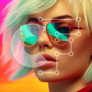 Intra Συλλεκτικό Ξύλινο Παζλ Plywood  4mm - Πολύχρωμα γυαλιά ηλίου σε μια ξανθιά γυναίκα με μπλε μάτια Σε Ξύλινο Κουτί - Διαστάσεις Puzzle: 10x10 cm – 25 κομμάτια