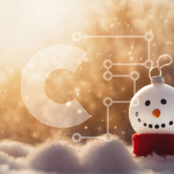 Intra Συλλεκτικό Ξύλινο Παζλ Plywood  4mm - Στολίδι χιονάνθρωπος με κόκκινο πουλόβερ και κασκόλ Σε Ξύλινο Κουτί - Διαστάσεις Puzzle: 10x10 cm – 25 κομμάτια - Image 1