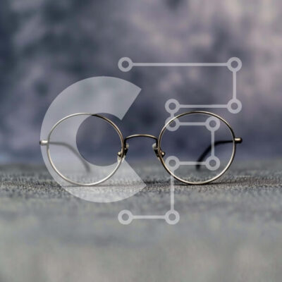 Intra Συλλεκτικό Ξύλινο Παζλ Plywood  4mm - Ζευγάρι στρογγυλά γυαλιά σε γκρι φόντο Σε Ξύλινο Κουτί - Διαστάσεις: 10x10 cm – 25 κομμάτια - Image 1