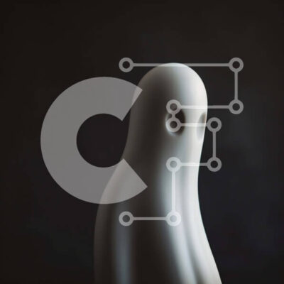 Intra Συλλεκτικό Ξύλινο Παζλ Plywood  4mm - Λευκό ειδώλιο φάντασμα που στέκεται σε σκοτεινό φόντο Σε Ξύλινο Κουτί - Διαστάσεις Puzzle: 10x10 cm – 25 κομμάτια - Image 1