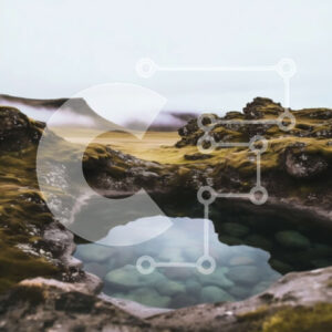 Intra Συλλεκτικό Ξύλινο Παζλ Plywood  4mm - Εκπληκτική εικόνα μιας μικρής λίμνης με βράχους και βουνά Σε Ξύλινο Κουτί - Διαστάσεις: 10x10 cm – 25 κομμάτια