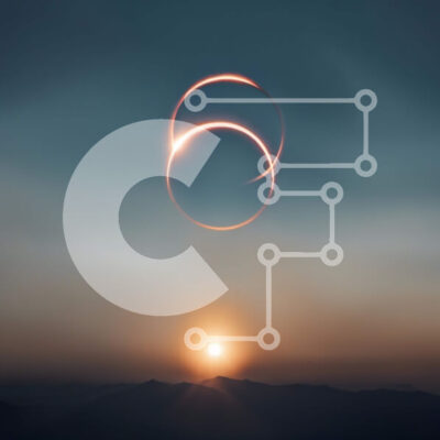 Intra Συλλεκτικό Ξύλινο Παζλ Plywood  4mm - Εκπληκτική εικόνα μιας έκλειψης ηλίου με σιλουέτα βουνού Σε Ξύλινο Κουτί - Διαστάσεις: 10x10 cm – 25 κομμάτια - Image 1