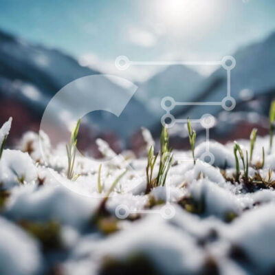 Intra Συλλεκτικό Ξύλινο Παζλ Plywood  4mm - Γραφικό χιονισμένο χωράφι με πράσινο γρασίδι και βουνά Σε Ξύλινο Κουτί - Διαστάσεις: 10x10 cm – 25 κομμάτια - Image 1