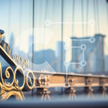 Intra Συλλεκτικό Ξύλινο Παζλ Plywood  4mm - Περίτεχνη γέφυρα με φόντο τον ορίζοντα της πόλης Σε Ξύλινο Κουτί - Διαστάσεις Puzzle: 10x10 cm – 25 κομμάτια - Image 1