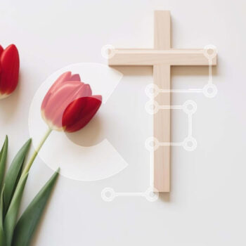 Intra Συλλεκτικό Ξύλινο Παζλ Plywood  4mm - Ξύλινος σταυρός και κόκκινες τουλίπες σε λευκό φόντο Σε Ξύλινο Κουτί - Διαστάσεις Puzzle: 10x10 cm – 25 κομμάτια - Image 1