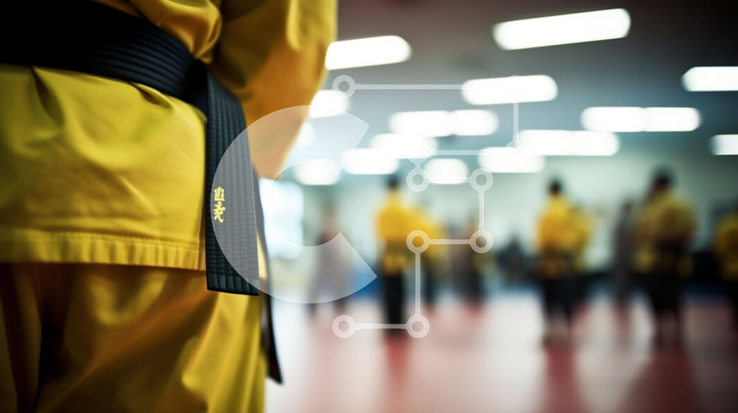 Intra Συλλεκτικό Ξύλινο Παζλ Plywood  4mm - Ομάδα ανθρώπων που εκπαιδεύει καράτε σε ένα εσωτερικό στούντιο Σε Ξύλινο Κουτί - Διαστάσεις Puzzle: 10x10 cm – 25 κομμάτια