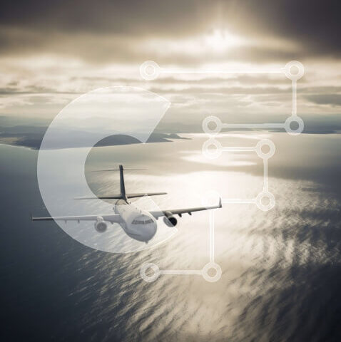 Intra Συλλεκτικό Ξύλινο Παζλ Plywood  4mm - Εναέρια άποψη του αεροπλάνου πάνω από το υδάτινο σώμα με τα σύννεφα Σε Ξύλινο Κουτί - Διαστάσεις Puzzle: 10x10 cm – 25 κομμάτια - Image 1