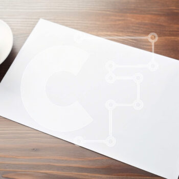 Intra Συλλεκτικό Ξύλινο Παζλ Plywood  4mm - Πρωινός καφές με σημειωματάριο και χαρτί σε ξύλινο τραπέζι Σε Ξύλινο Κουτί - Διαστάσεις Puzzle: 10x10 cm – 25 κομμάτια - Image 1