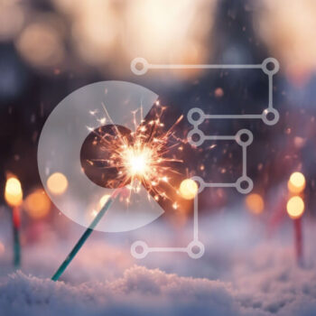 Intra Συλλεκτικό Ξύλινο Παζλ Plywood  4mm - Βεγγαλικά στο χιόνι με κεριά Σε Ξύλινο Κουτί - Διαστάσεις Puzzle: 10x10 cm – 25 κομμάτια - Image 1