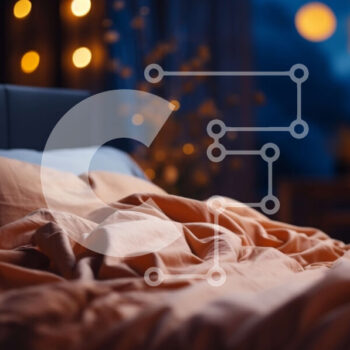 Intra Συλλεκτικό Ξύλινο Παζλ Plywood  4mm - Κρεβάτι με κουβέρτα και μαξιλάρια σε δωμάτιο με χαμηλό φωτισμό Σε Ξύλινο Κουτί - Διαστάσεις Puzzle: 10x10 cm – 25 κομμάτια - Image 1