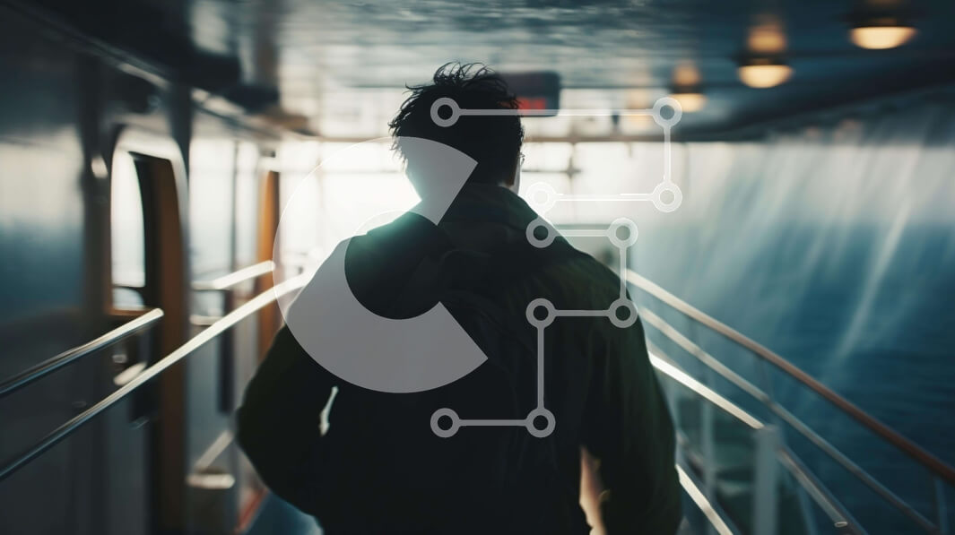 Intra Συλλεκτικό Ξύλινο Παζλ Plywood  4mm - Άτομο που περπατά σε ένα διάδρομο στο παλιρροϊκό νερό Σε Ξύλινο Κουτί - Διαστάσεις Puzzle: 10x10 cm – 25 κομμάτια