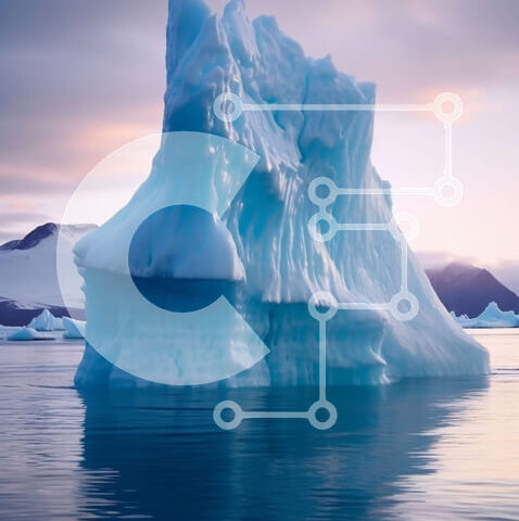 Intra Συλλεκτικό Ξύλινο Παζλ Plywood  4mm - Όμορφη εικόνα ενός παγόβουνου που επιπλέει στον ωκεανό στο ηλιοβασίλεμα Σε Ξύλινο Κουτί - Διαστάσεις: 10x10 cm – 25 κομμάτια - Image 1