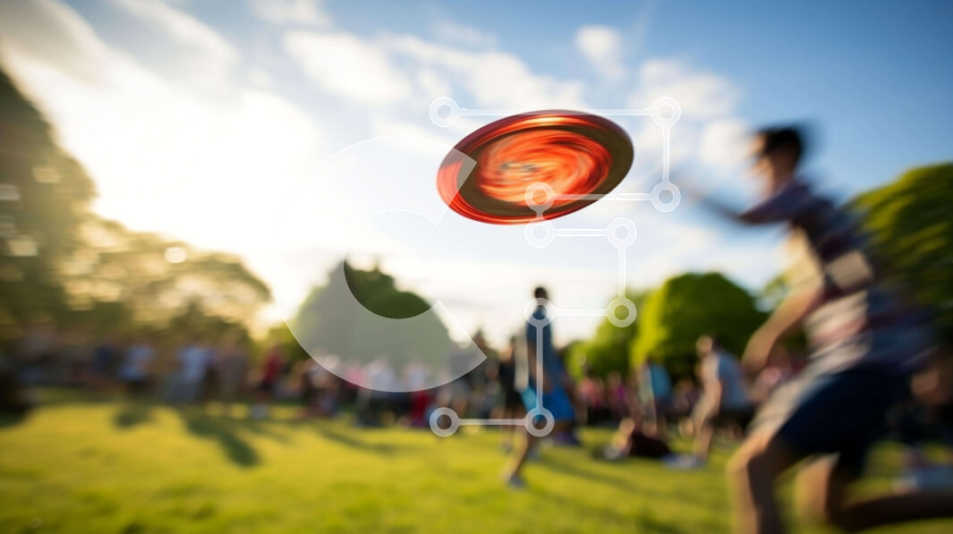 Intra Συλλεκτικό Ξύλινο Παζλ Plywood  4mm - Ομάδα ανθρώπων που παίζει φρίσμπι Σε Ξύλινο Κουτί - Διαστάσεις Puzzle: 10x10 cm – 25 κομμάτια