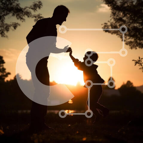 Intra Συλλεκτικό Ξύλινο Παζλ Plywood 4mm - Σιλουέτα ενός άνδρα και ενός παιδιού που παίζουν στο ηλιοβασίλεμα Σε Ξύλινο Κουτί - Διαστάσεις Puzzle: 10x10 cm – 25 κομμάτια - Image 1