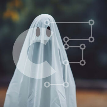 Intra Συλλεκτικό Ξύλινο Παζλ Plywood  4mm - Στολή White Ghost για το Halloween Σε Ξύλινο Κουτί - Διαστάσεις Puzzle: 10x10 cm – 25 κομμάτια - Image 1