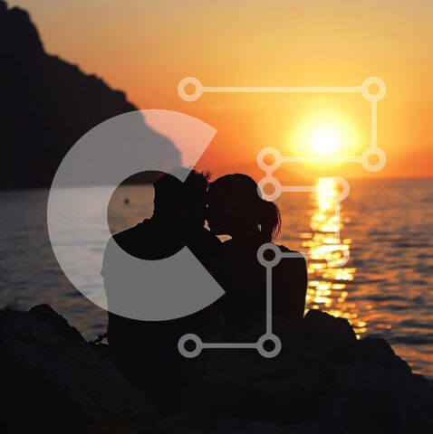 Intra Συλλεκτικό Ξύλινο Παζλ Plywood  4mm - Ρομαντικό ηλιοβασίλεμα σιλουέτα δίπλα στο νερό Σε Ξύλινο Κουτί - Διαστάσεις Puzzle: 10x10 cm – 25 κομμάτια - Image 1