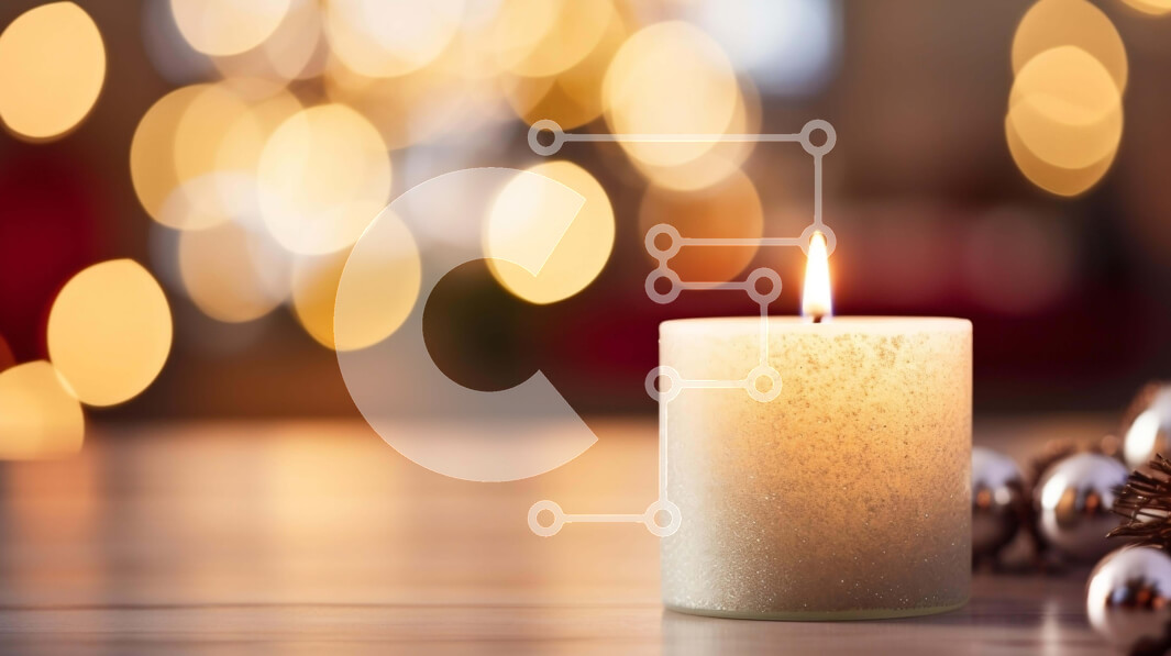 Intra Συλλεκτικό Ξύλινο Παζλ Plywood  4mm - Αναμμένο κερί με στολίδια και κουκουνάρια Σε Ξύλινο Κουτί - Διαστάσεις: 10x10 cm – 25 κομμάτια