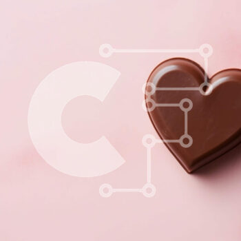 Intra Συλλεκτικό Ξύλινο Παζλ Plywood  4mm - Μπάρα σοκολάτας σε σχήμα καρδιάς σε ροζ φόντο Σε Ξύλινο Κουτί - Διαστάσεις Puzzle: 10x10 cm – 25 κομμάτια - Image 1