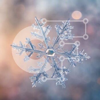 Intra Συλλεκτικό Ξύλινο Παζλ Plywood  4mm - Στολίδι νιφάδα χιονιού σε θολό φόντο με εφέ bokeh Σε Ξύλινο Κουτί - Διαστάσεις Puzzle: 10x10 cm – 25 κομμάτια - Image 1