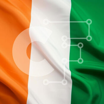 Intra Συλλεκτικό Ξύλινο Παζλ Plywood  4mm - Κοντινό πλάνο της ιρλανδικής σημαίας σε λευκό, πορτοκαλί και πράσινο Σε Ξύλινο Κουτί - Διαστάσεις Puzzle: 10x10 cm – 25 κομμάτια - Image 1