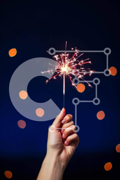 Intra Συλλεκτικό Ξύλινο Παζλ Plywood  4mm - Άτομο που κρατά φωτισμένο βεγγαλικό για τον εορτασμό της παραμονής της Πρωτοχρονιάς Σε Ξύλινο Κουτί - Διαστάσεις: 10x10 cm – 25 κομμάτια