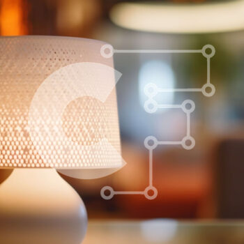 Intra Συλλεκτικό Ξύλινο Παζλ Plywood  4mm - Λευκό επιτραπέζιο φωτιστικό σε ξύλινο τραπέζι Σε Ξύλινο Κουτί - Διαστάσεις Puzzle: 10x10 cm – 25 κομμάτια - Image 1