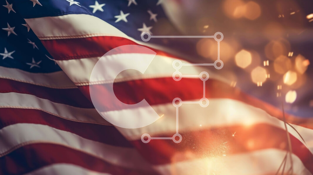 Intra Συλλεκτικό Ξύλινο Παζλ Plywood  4mm - Αμερικανική σημαία με πυροτεχνήματα και βεγγαλικά Σε Ξύλινο Κουτί - Διαστάσεις: 10x10 cm – 25 κομμάτια