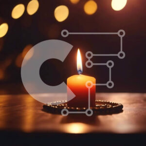 Intra Συλλεκτικό Ξύλινο Παζλ Plywood  4mm - Μονό αναμμένο κερί σε ανοιχτό ξύλινο τραπέζι στο σκοτάδι Σε Ξύλινο Κουτί - Διαστάσεις Puzzle: 10x10 cm – 25 κομμάτια