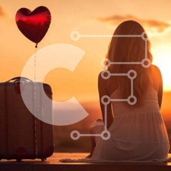 Intra Συλλεκτικό Ξύλινο Παζλ Plywood  4mm - Γυναίκα με βαλίτσα και μπαλόνι σε σχήμα καρδιάς Σε Ξύλινο Κουτί - Διαστάσεις Puzzle: 10x10 cm – 25 κομμάτια - Image 1