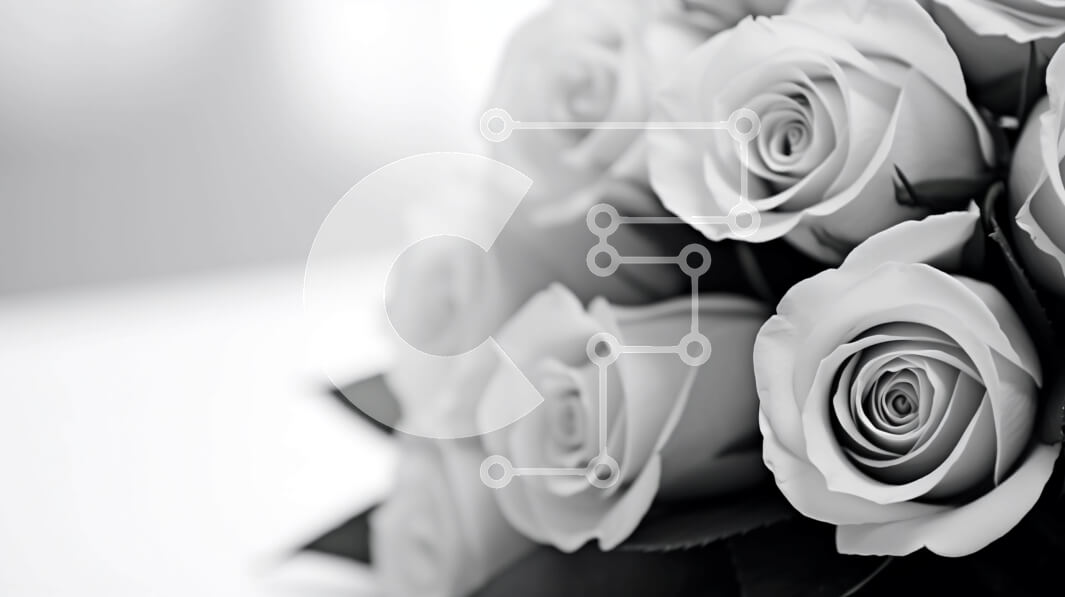 Intra Συλλεκτικό Ξύλινο Παζλ Plywood  4mm - Κομψό ασπρόμαυρο μπουκέτο τριαντάφυλλο Σε Ξύλινο Κουτί - Διαστάσεις: 10x10 cm – 25 κομμάτια