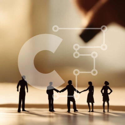 Intra Συλλεκτικό Ξύλινο Παζλ Plywood 4mm - Ομάδα ανθρώπων που κρατούν τα χέρια σε ενότητα Σε Ξύλινο Κουτί - Διαστάσεις Puzzle: 10x10 cm – 25 κομμάτια - Image 1