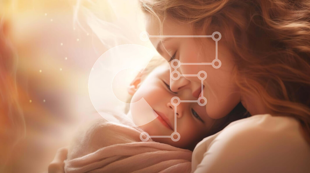 Intra Συλλεκτικό Ξύλινο Παζλ Plywood  4mm - Μητέρα που παρηγορεί το μωρό που κοιμάται με τονισμένα μαλλιά Σε Ξύλινο Κουτί - Διαστάσεις Puzzle: 10x10 cm – 25 κομμάτια