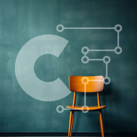 Intra Συλλεκτικό Ξύλινο Παζλ Plywood  4mm - Ξύλινη καρέκλα μπροστά από τον πράσινο τοίχο από μαυροπίνακα Σε Ξύλινο Κουτί - Διαστάσεις Puzzle: 10x10 cm – 25 κομμάτια - Image 1