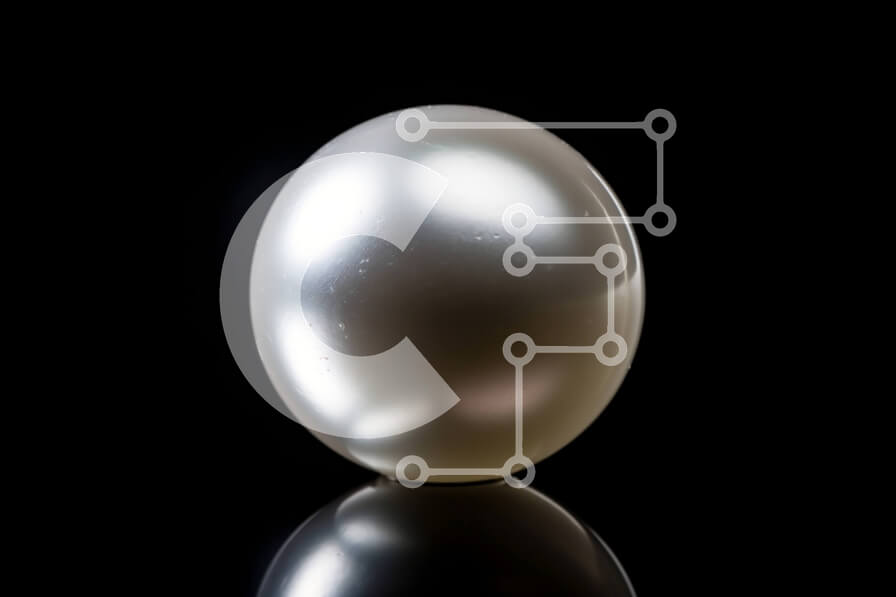 Intra Συλλεκτικό Ξύλινο Παζλ Plywood  4mm - Εκπληκτική εικόνα ενός λευκού μαργαριταριού σε μια μαύρη επιφάνεια Σε Ξύλινο Κουτί - Διαστάσεις: 10x10 cm – 25 κομμάτια