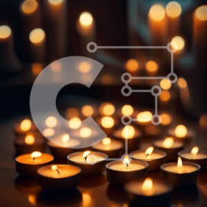 Intra Συλλεκτικό Ξύλινο Παζλ Plywood  4mm - Ειρηνική εικόνα αναμμένων κεριών σε ένα δωμάτιο με χαμηλό φωτισμό Σε Ξύλινο Κουτί - Διαστάσεις: 10x10 cm – 25 κομμάτια