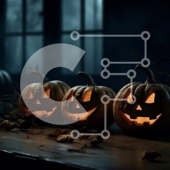 Intra Συλλεκτικό Ξύλινο Παζλ Plywood  4mm - Απόκοσμες κολοκύθες αποκριών στο τραπέζι με παράθυρο στο φόντο Σε Ξύλινο Κουτί - Διαστάσεις: 10x10 cm – 25 κομμάτια - Image 1