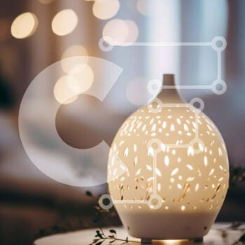 Intra Συλλεκτικό Ξύλινο Παζλ Plywood  4mm - Λευκό φωτιστικό διάχυσης με περίτεχνο σχέδιο στο τραπέζι Σε Ξύλινο Κουτί - Διαστάσεις Puzzle: 10x10 cm – 25 κομμάτια - Image 1