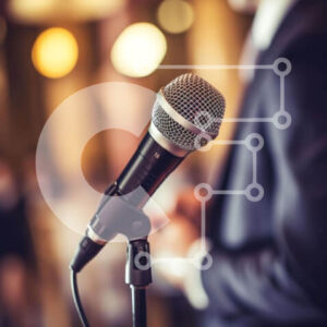 Intra Συλλεκτικό Ξύλινο Παζλ Plywood  4mm - Άνθρωπος στο ανοιχτό μικρόφωνο για εκδηλώσεις δημόσιας ομιλίας Σε Ξύλινο Κουτί - Διαστάσεις Puzzle: 10x10 cm – 25 κομμάτια